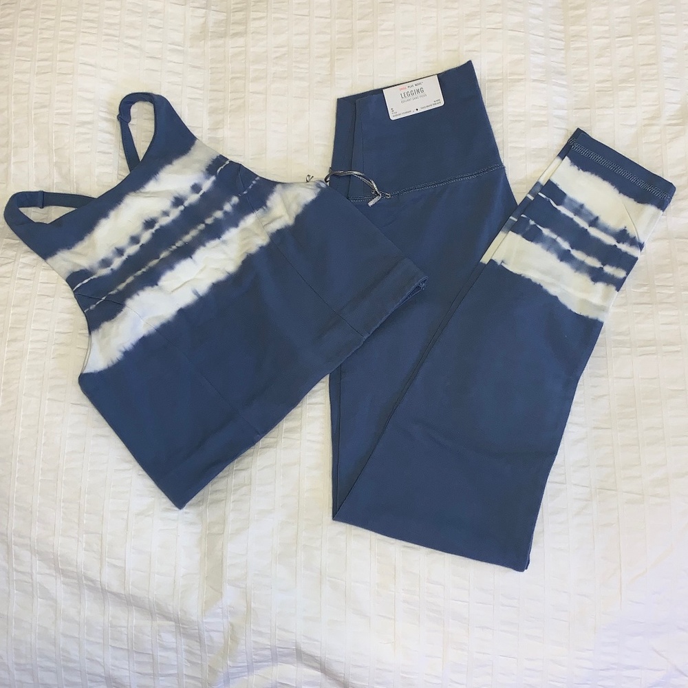 NWT Aerie Tie Dye Yoga Set